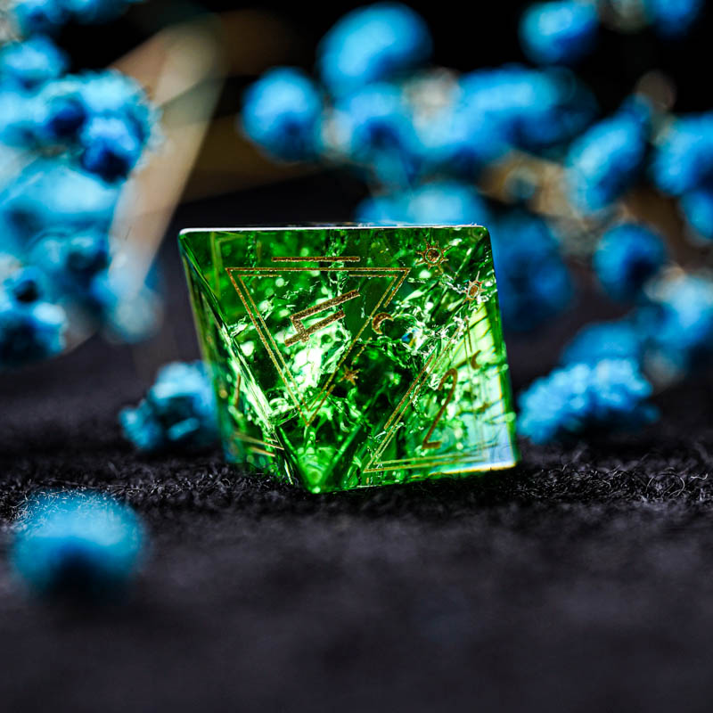 Green Glass D&D Dice Set Handm - Board Game Logo 评论和价格